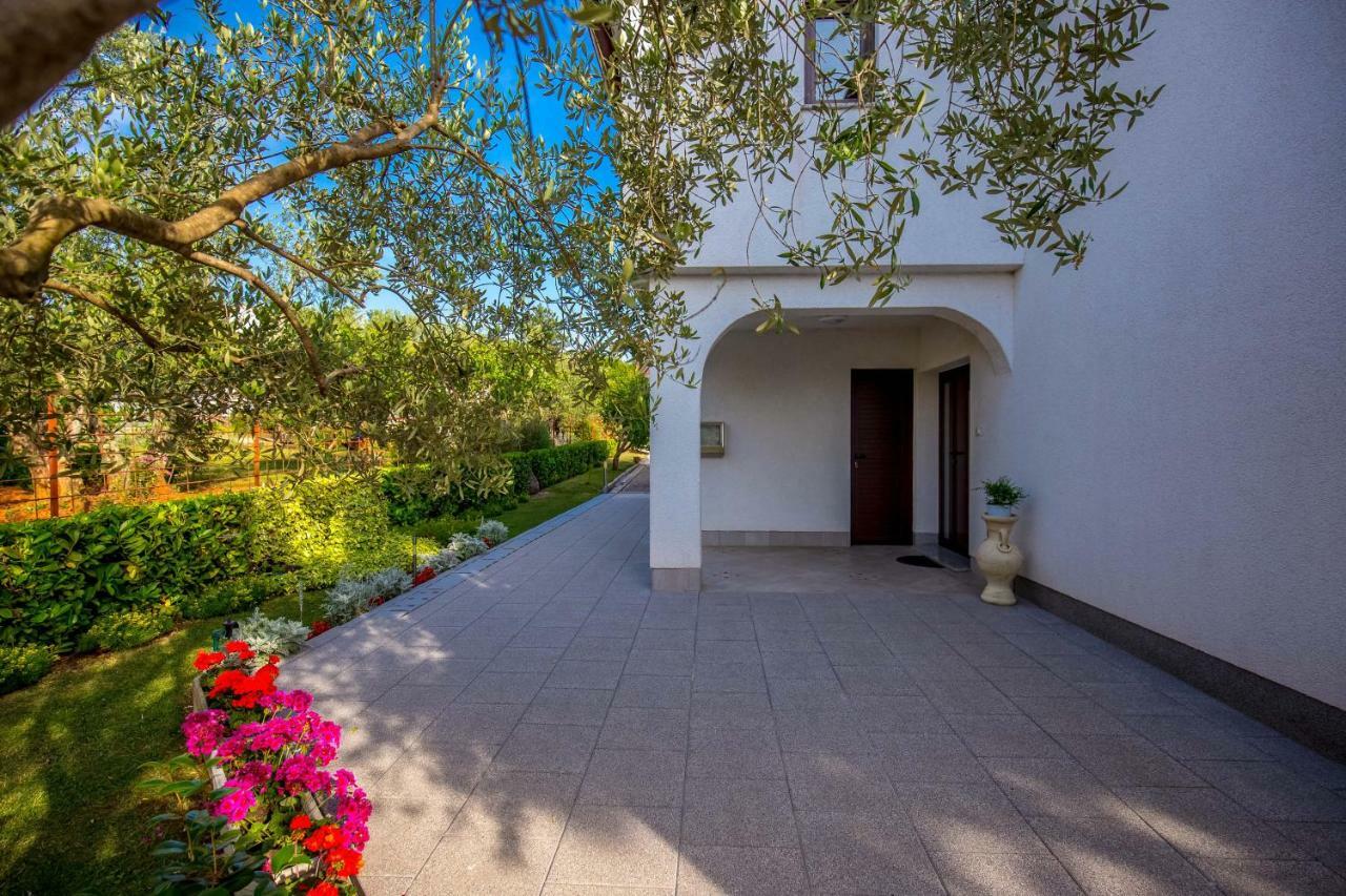 Garden paradise App Sveti Vid-Miholjice Bagian luar foto